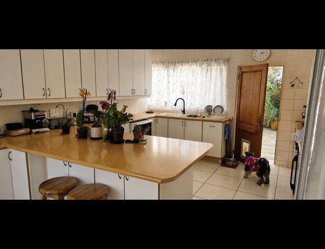 3 BEDROOM HOUSE FOR SALE IN GLEN MARAIS